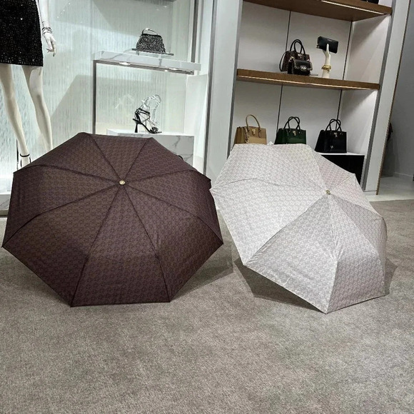 MICHAEL KORS Empire Signature Logo Umbrella (VANILLA & BROWN) - Picture 1 of 16